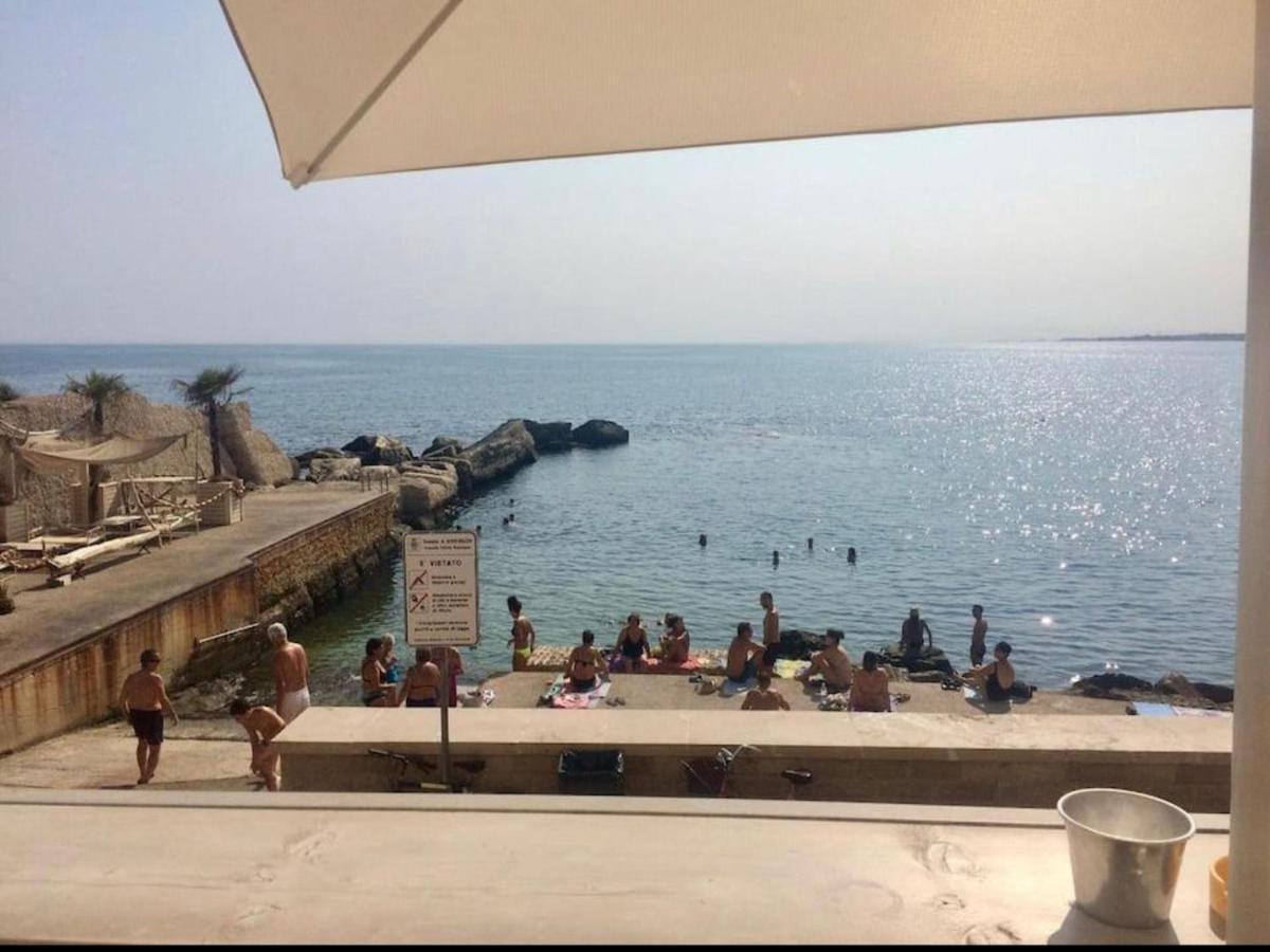 Suite da Nonno Luigi 100 metri dal mare Giovinazzo Esterno foto